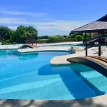 Apartment Nice Renovated Studio With Garden Pool Air Conditioning 4 Sleeps Nice