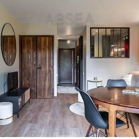 4 Personnes Belles Terres , Piscine Апартаменты